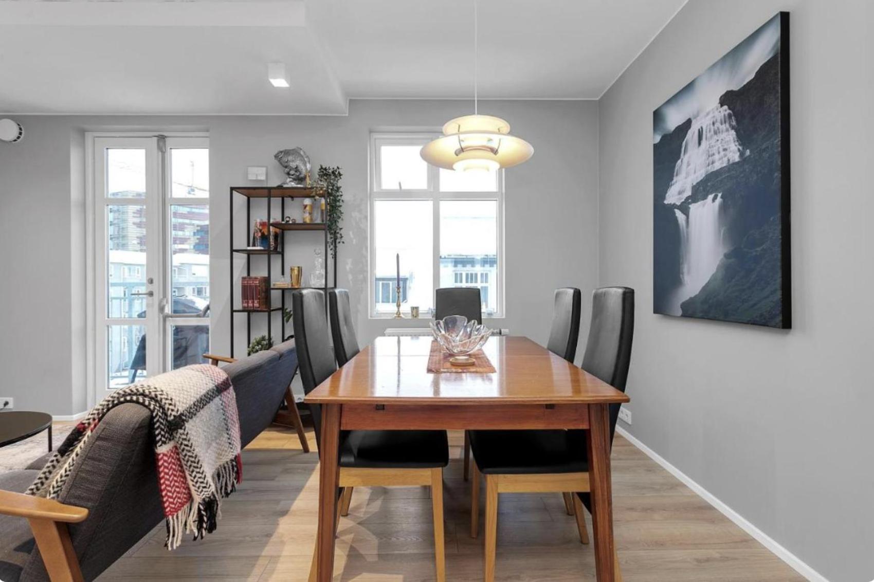 Cheerful Down Town Apartment Reykjavík Eksteriør bilde