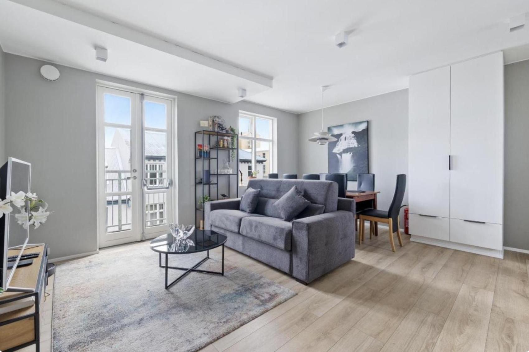Cheerful Down Town Apartment Reykjavík Eksteriør bilde