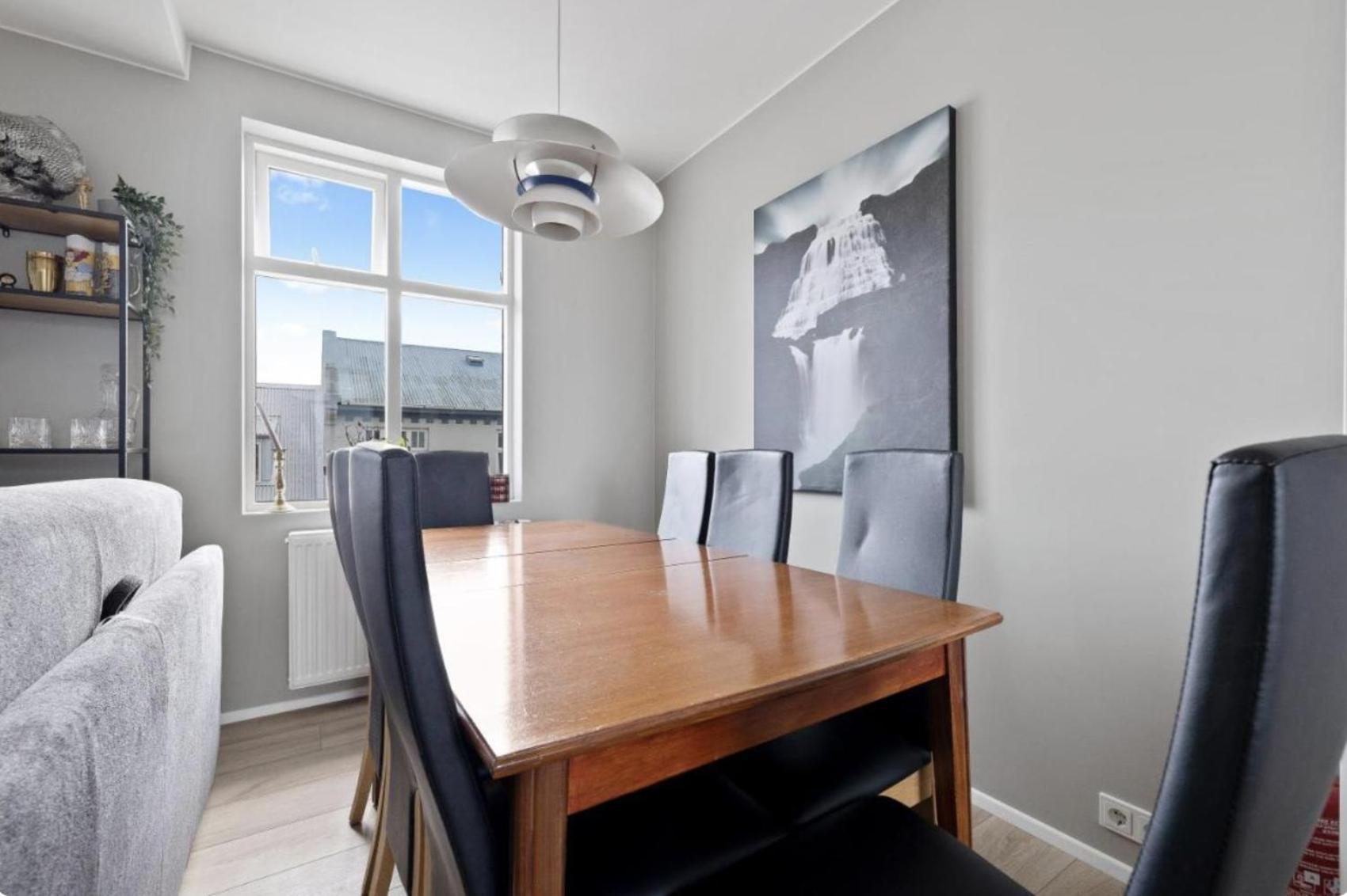 Cheerful Down Town Apartment Reykjavík Eksteriør bilde