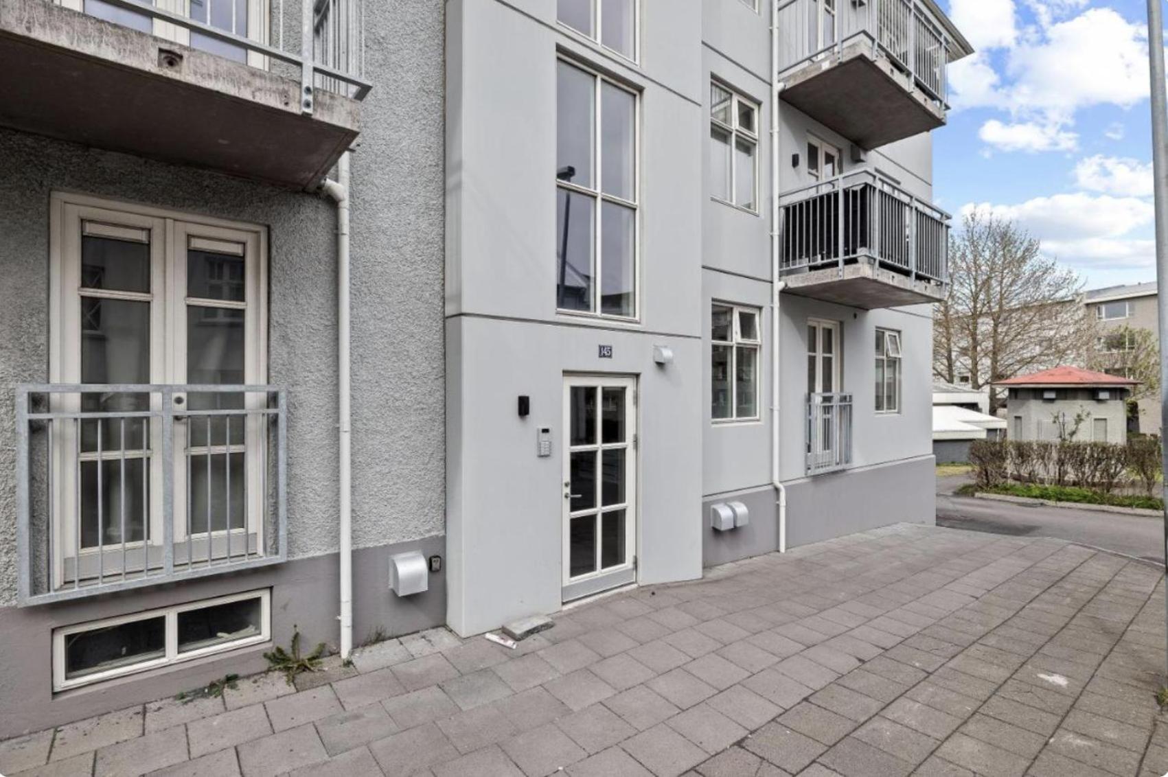 Cheerful Down Town Apartment Reykjavík Eksteriør bilde
